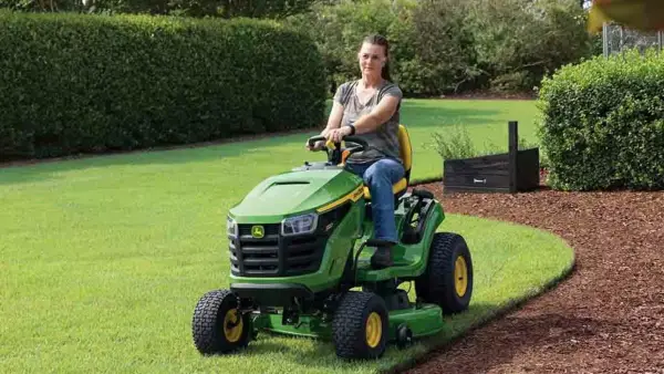 5 John Deere S120 22HP | 42" Edge Deck, 30-Sec Oil Change