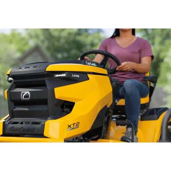 Cub Cadet XT1 LT46 22HP Kohler | 46" Stamped Deck