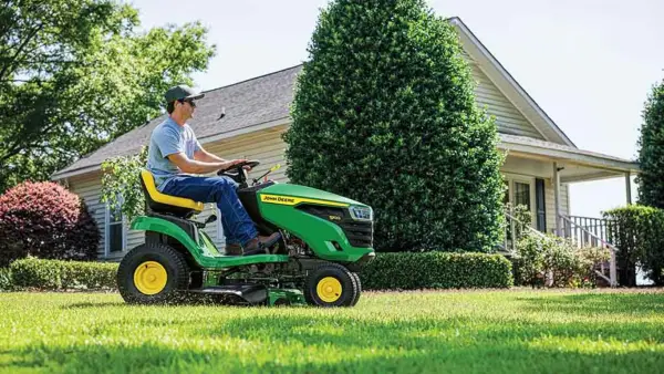 r4k090778_s100_field_large_000f47f4383a6a3f6fd5d615c1c1a66c9c1e9a4a John Deere S100 17.5HP | 42" Edge Mower Deck Lawn Tractor